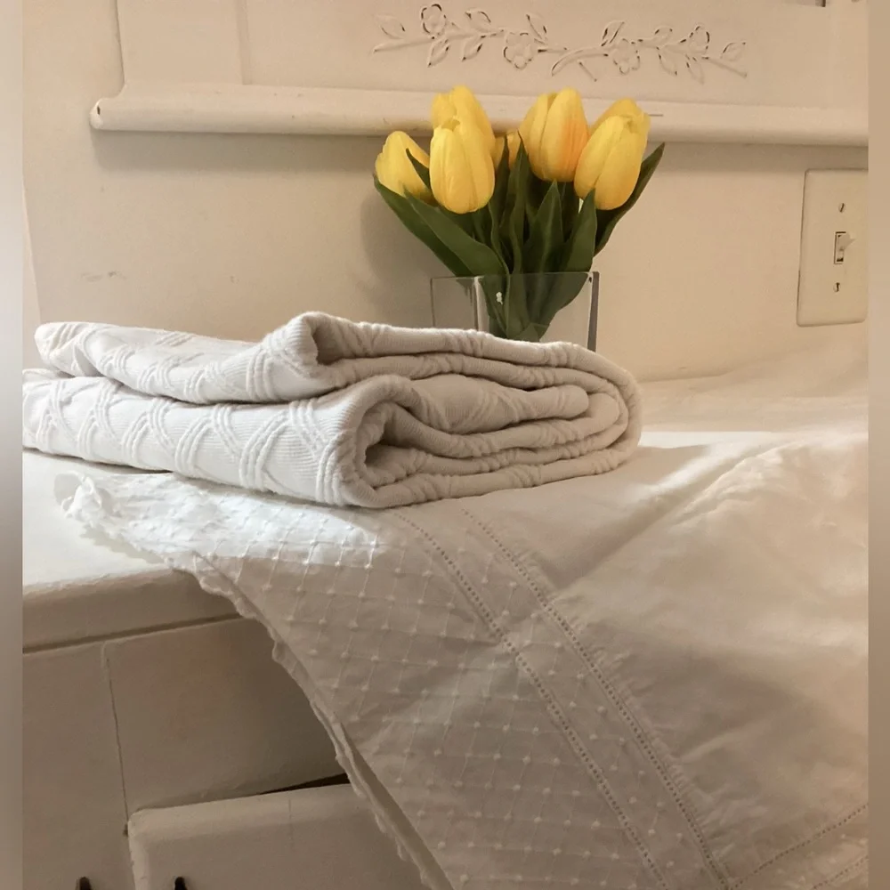 Vintage Pair Ralph Lauren King White Shams